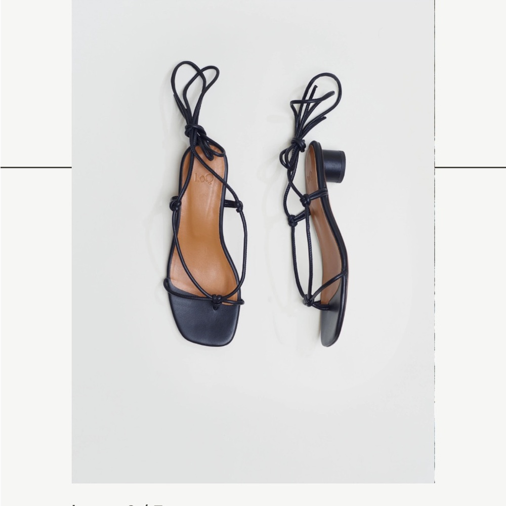 LOQ Black Strappy Leather Sandals - Picture 2 of 10